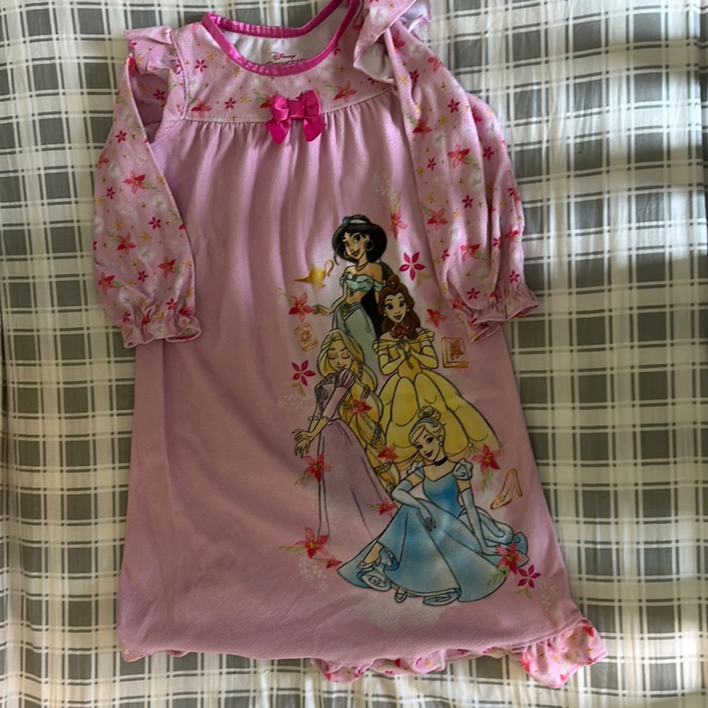 Disney princess nightgown size 3T